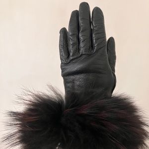 Charles Jourdan Paris lamb skin gloves with black and burgundy fox fur cuffs